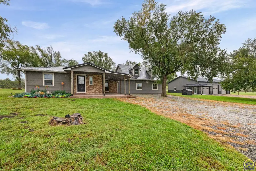 3139 E 293rd St, Melvern, KS 66610 - #2