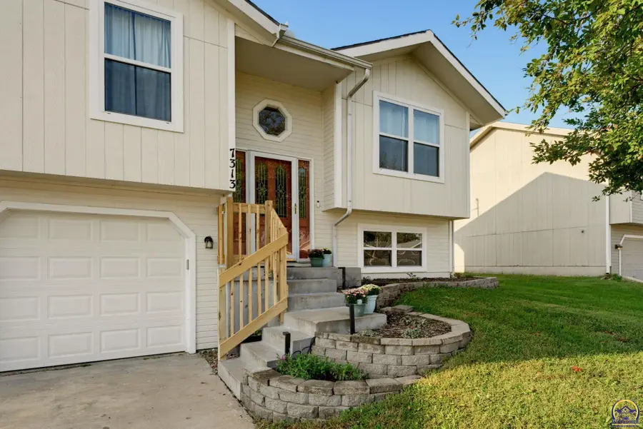 7313 SW 23rd Ter, Topeka, KS 66614 - #3