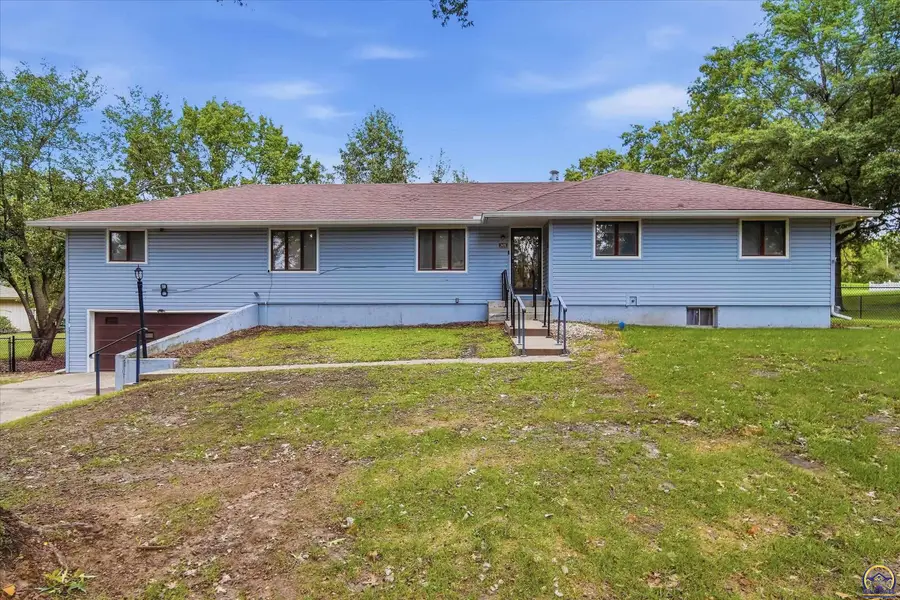 3600 NW 44th Ter, Topeka, KS 66618 - #2