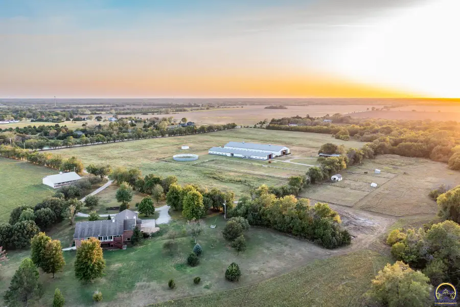 11740 SW 40th St, Towanda, KS 67144 - #2