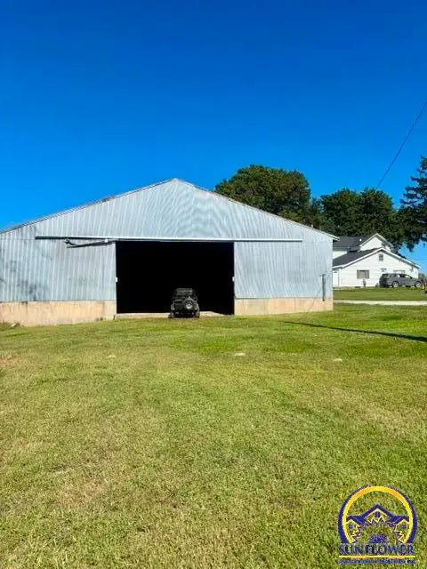 17201 Coffin Rd, Leavenworth, KS 66048 - #3