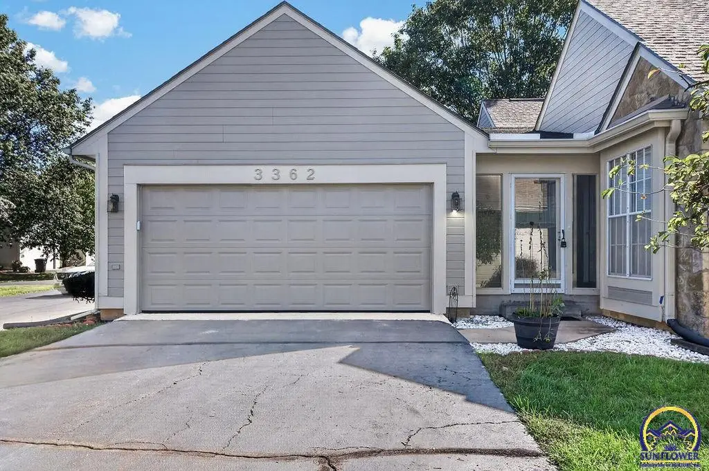 3362 SW Belle Ave, Topeka, KS 66614 - #1