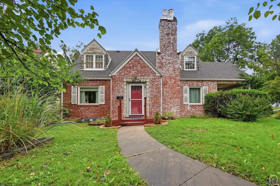 2800 SW Huntoon St, Topeka, KS 66604 - #2