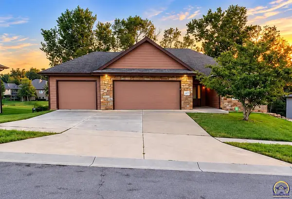 4413 SW Brandywine Ln, Topeka, KS 66610-1248