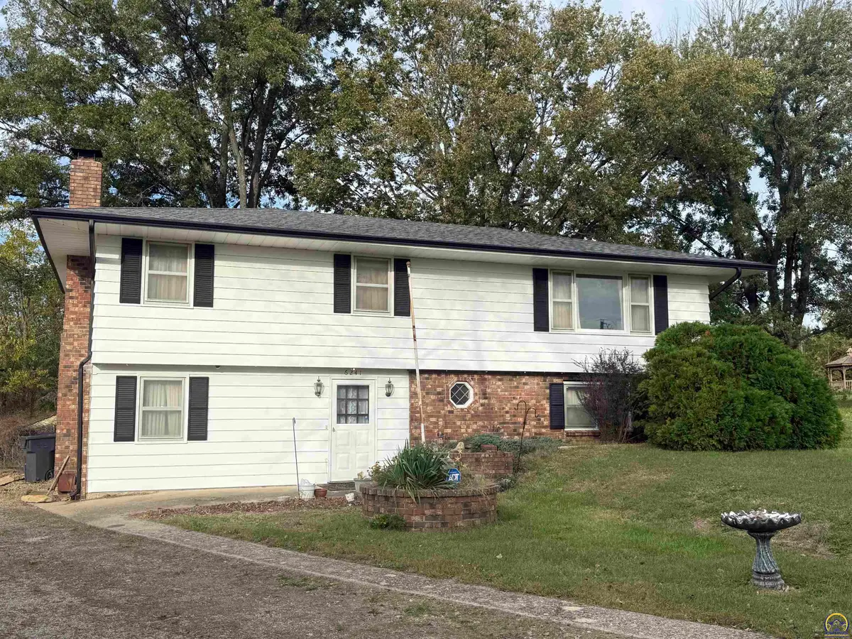 6241 SE Paulen Rd, Berryton, KS 66409 - #1