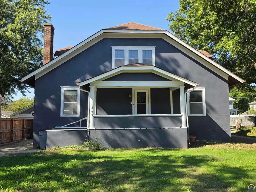 909 State St, Emporia, KS 66801 - #2