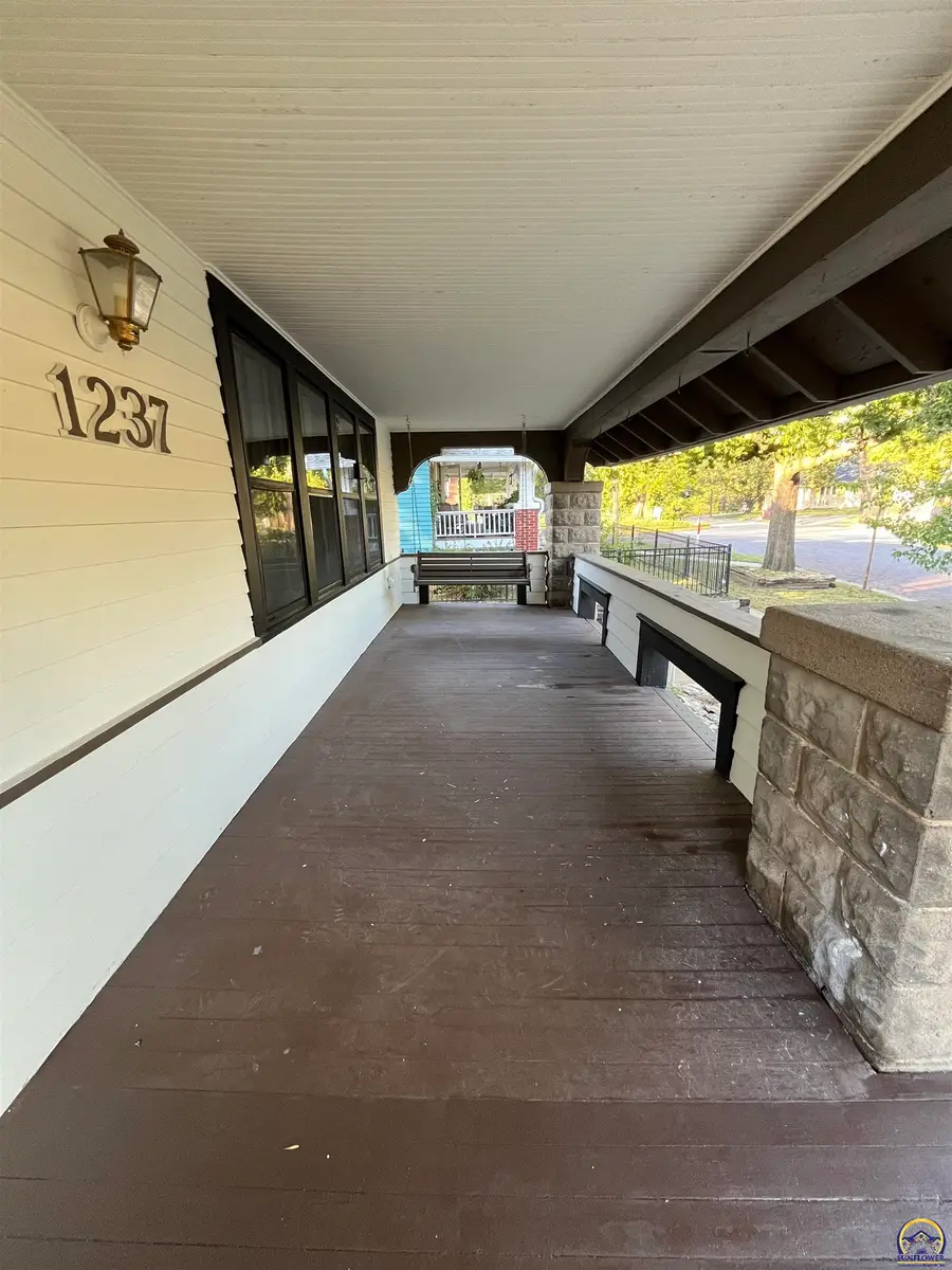 1237 Exchange St, Emporia, KS 66801 - #2