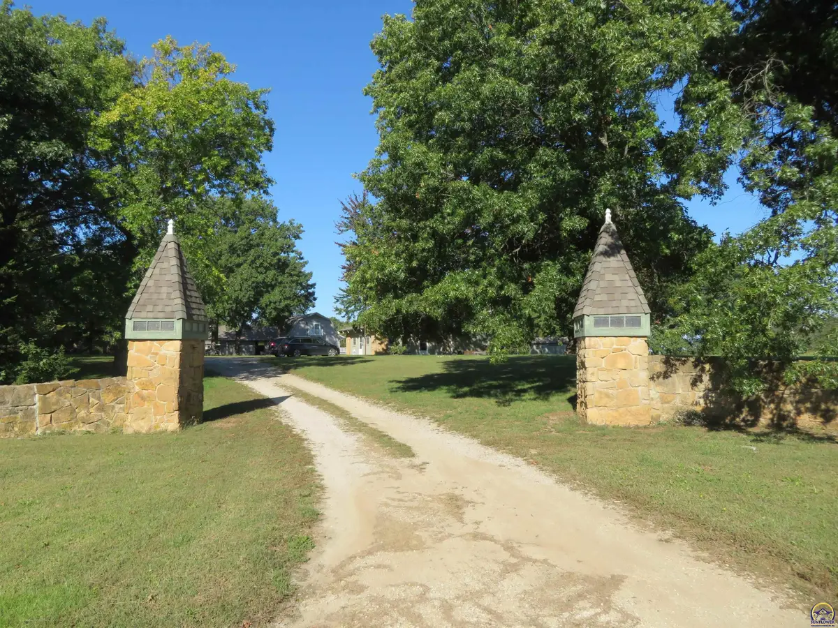 7609 Ferguson Rd #7607 Ferguson Rd, Ozawkie, KS 66070 - #1