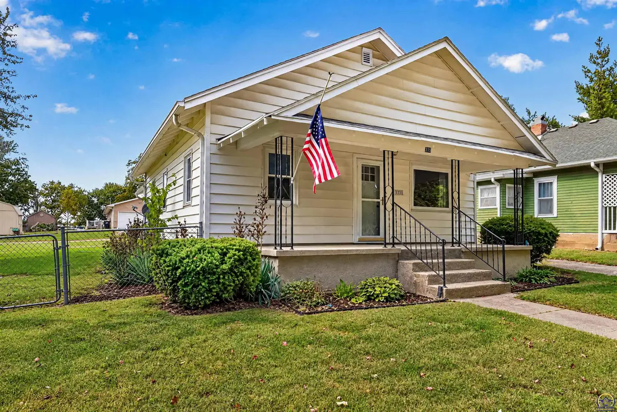 335 Topeka Ave, Holton, KS 66436 - #1
