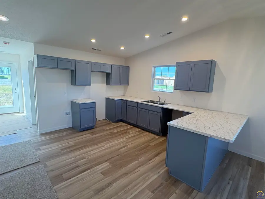 525 Brookston St, Emporia, KS 66801 - #3