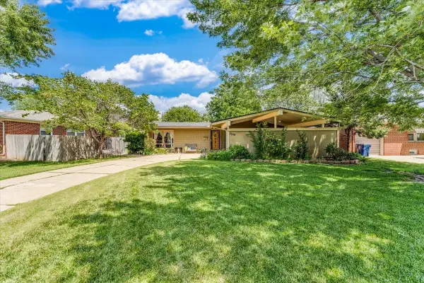 2528 N Halstead St, Wichita, KS 67204