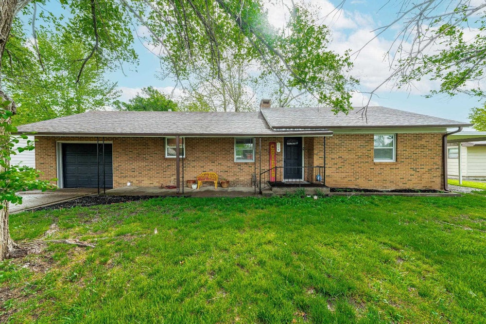 114 S Myrtle St, Eureka, KS 67045 BHGRE
