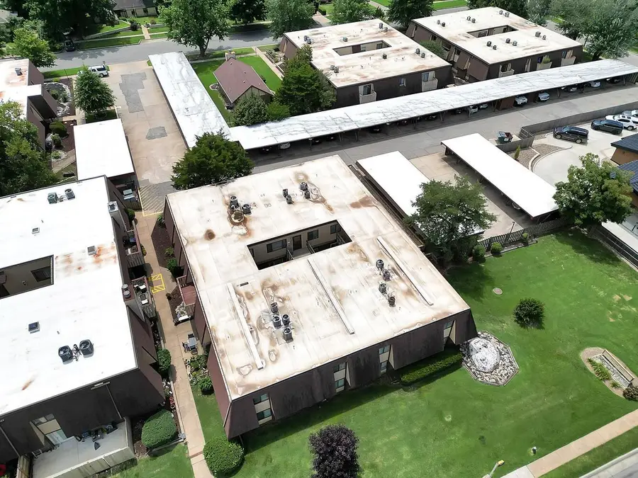 1500 E 10th Unit C-12, Winfield, KS 67156 - Image #3