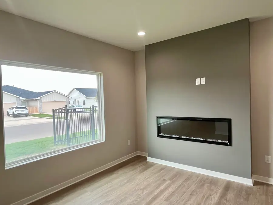15346 W Kristina St, Goddard, KS 67052 - #2