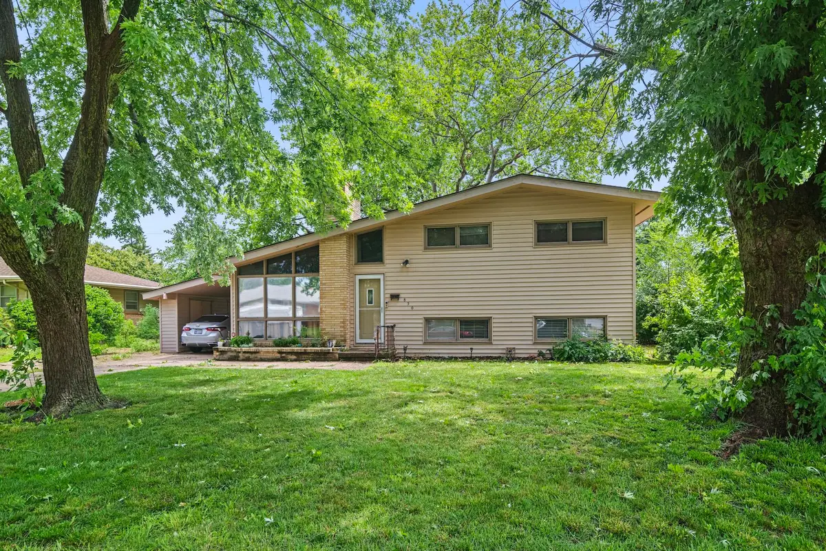 850 N Country Acres Ave, Wichita, KS 67212-3134 - #1