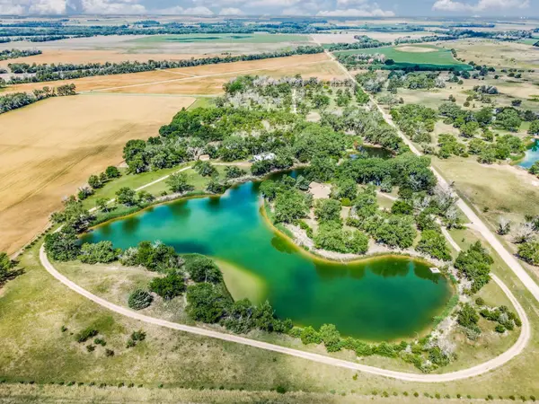 10702 W 95th Ave, Nickerson, KS 67561