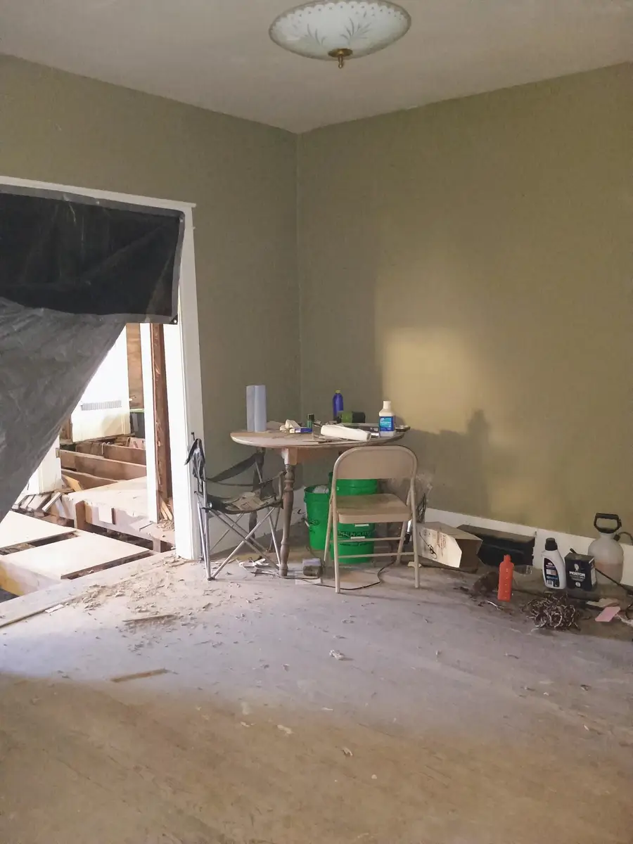 303 W Main, Harper, KS 67058 - Image #3