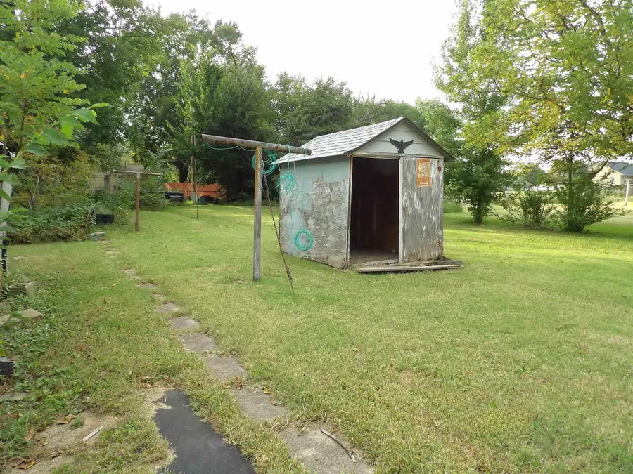 205 N Buller, Goessel, KS 67053 - Image #3