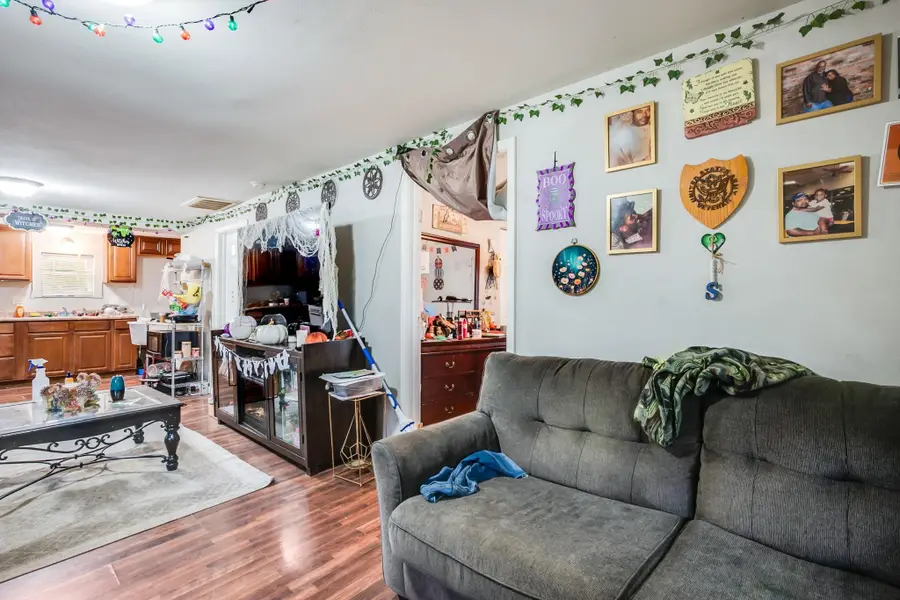 1844 S Hiram Ave, Wichita, KS 67213 - Image #2