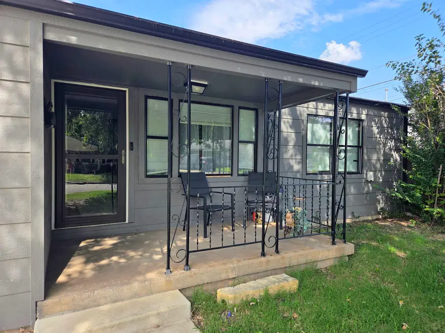 1516 W 30th St S, Wichita, KS 67217 - Image #2