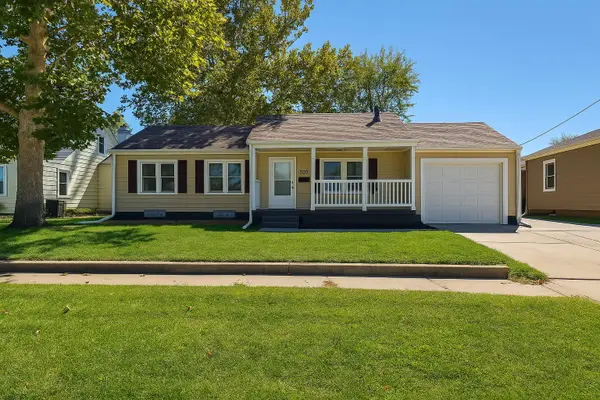 500 E Jewell Ave, Salina, KS 67401