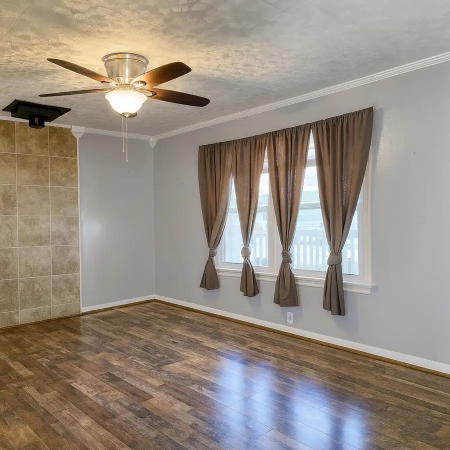 500 E Jewell Ave, Salina, KS 67401 - Image #3