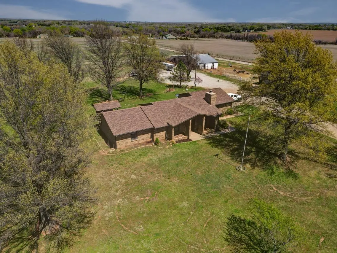 5756 322nd Rd, Arkansas City, KS 67005 - Image #1