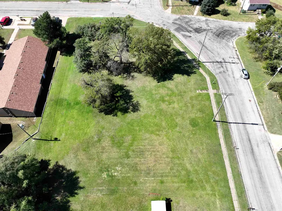 Blake Blake St At E 3rd St, Ellsworth, KS 67439 - Image #3