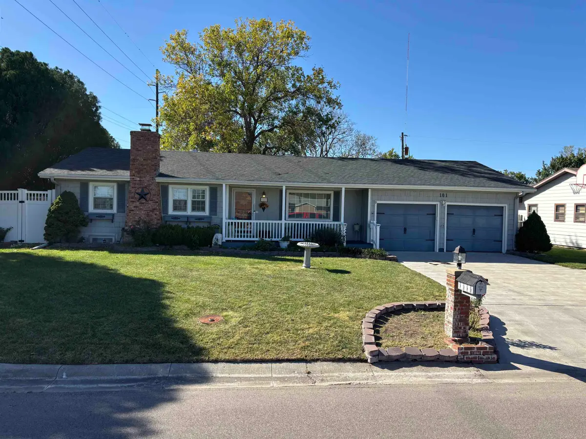 101 Alice Ave, Newton, KS 67114 - Image #1
