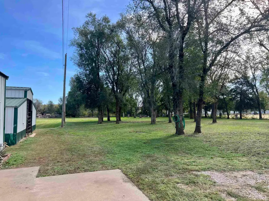 33614 Tower Rd, Arkansas City, KS 67005 - Image #3