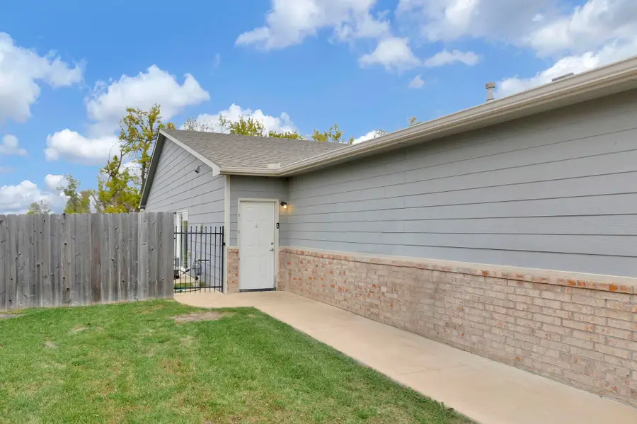 635 N Grandstone St, Kechi, KS 67067 - Image #2