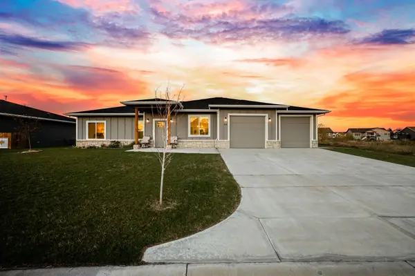 634 S Sweetwater, Maize, KS 67101-8100