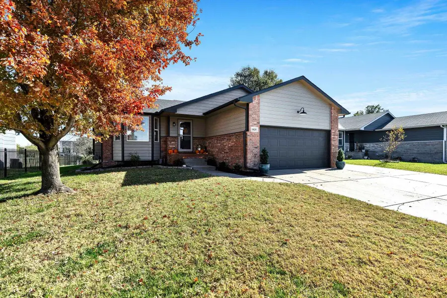1825 E Summerwood St, Goddard, KS 67052 - Image #2