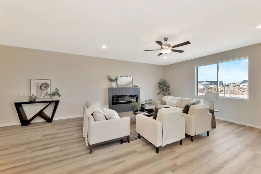 2425 S Wheatland Ct, Wichita, KS 67235 - Image #3