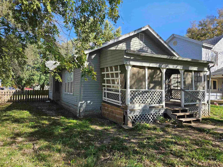 902 E 5th Ave, Winfield, KS 67156 - Image #2