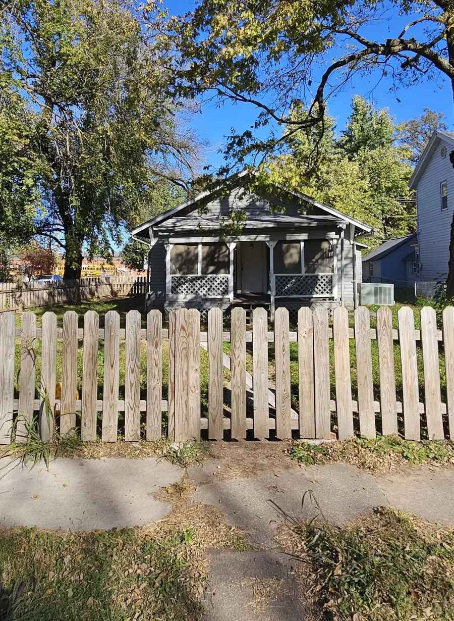 902 E 5th Ave, Winfield, KS 67156 - Image #3