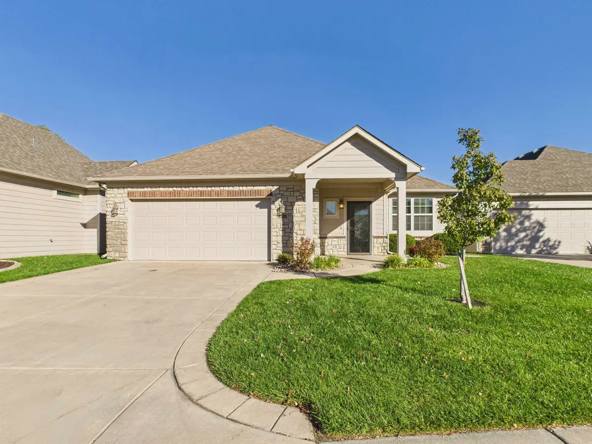 4074 N Goldenrod Ct, Maize, KS 67101 - Image #1