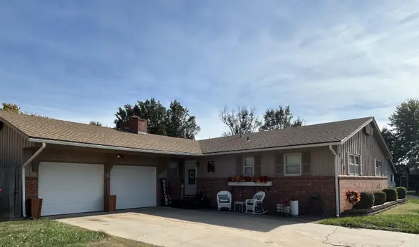 316 N School Rd, El Dorado, KS 67042