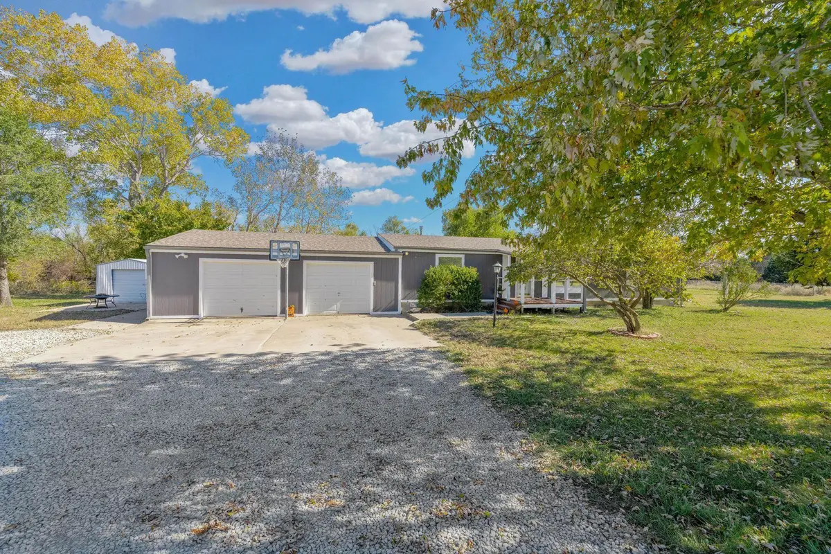 9770 SE Kay Dr, Leon, KS 67074 - Image #1