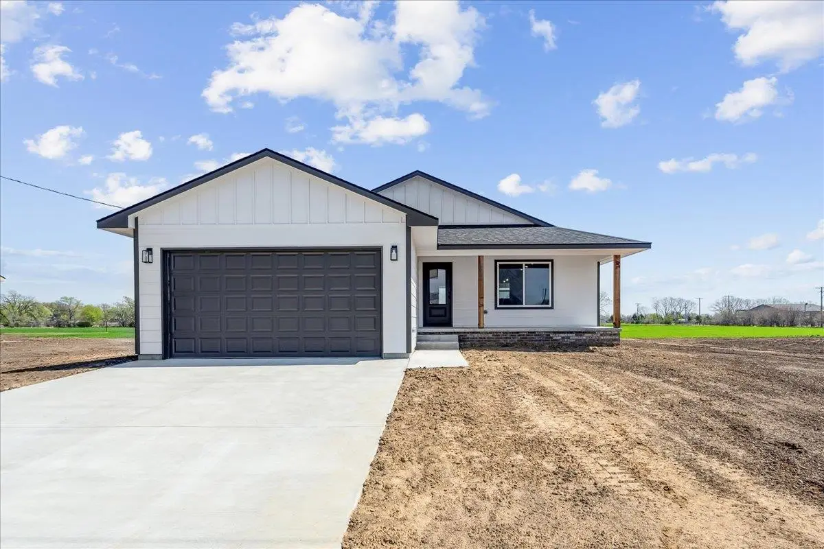 302 S Commercial, Sedgwick, KS 67135 - Image #1