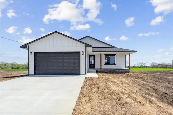 302 S Commercial, Sedgwick, KS 67135