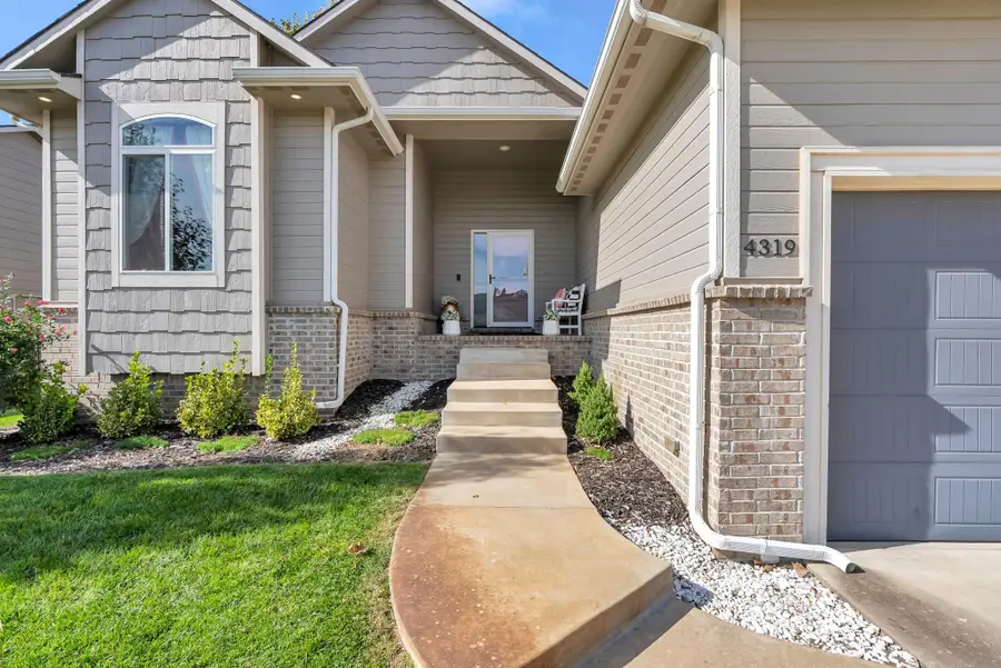 4319 N Cimarron St, Wichita, KS 67205 - Image #2