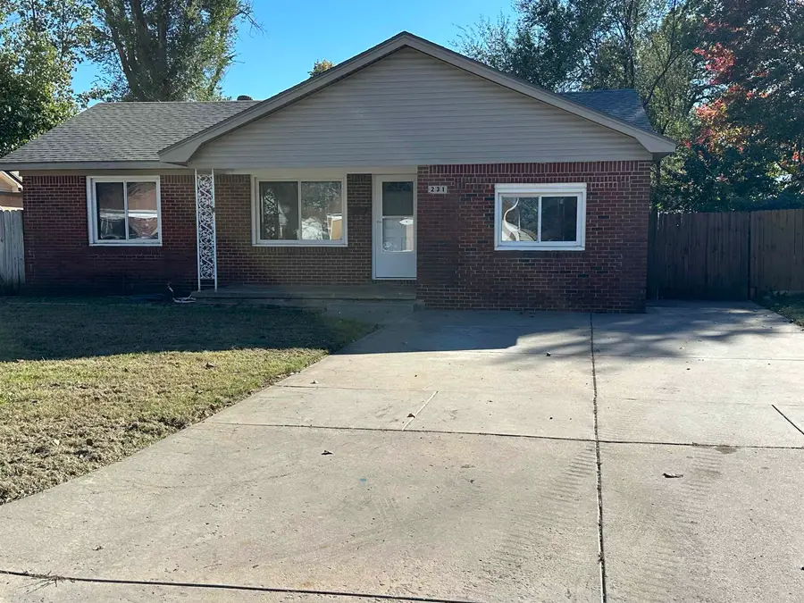 231 Fager Drive, Haysville, KS 67060 - Image #3