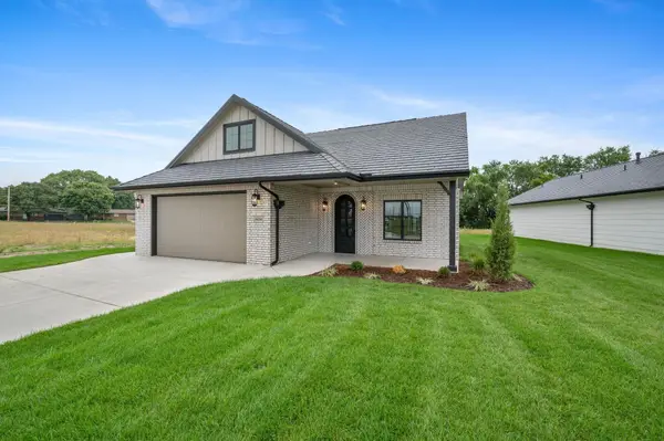 6134 Heibert Dr, Park City, KS 67219