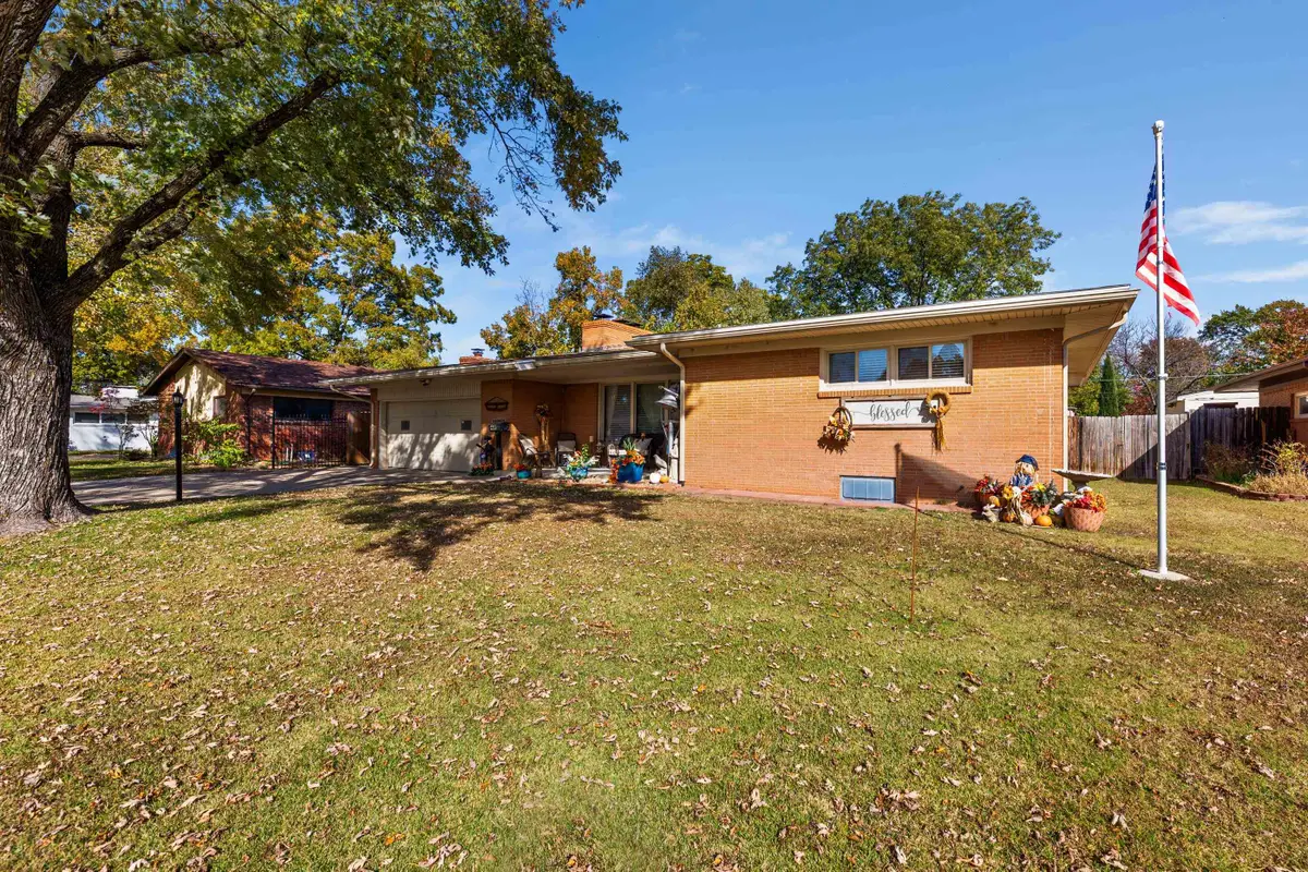 460 N Pamela Ave, Wichita, KS 67212 - Image #1