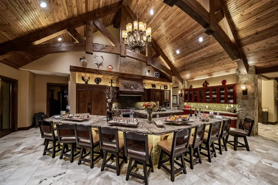 1051 N Blackstone Rd, Milton, KS 67106 - Image #3