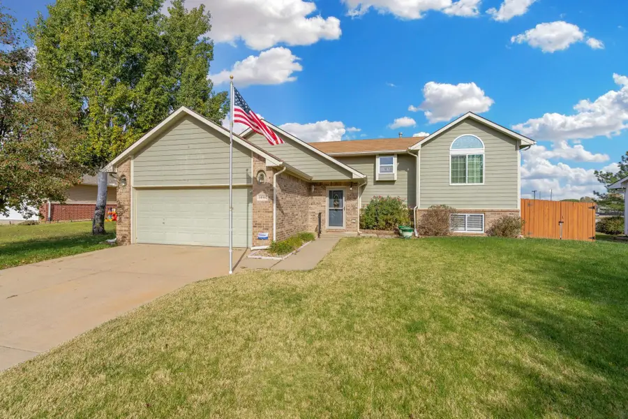 10502 W Haskell St, Wichita, KS 67209 - Image #2
