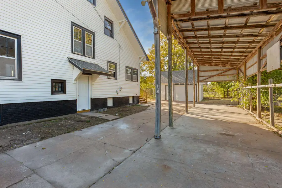 3049 S Old Lawrence Rd, Wichita, KS 67217 - Image #3