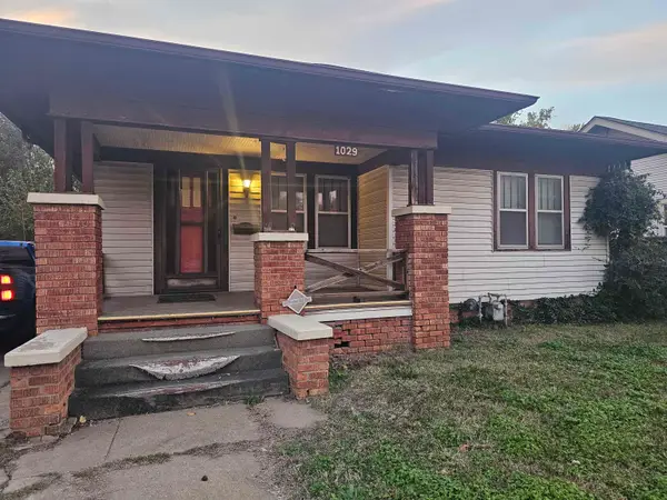 1029 S Seneca, Wichita, KS 67213