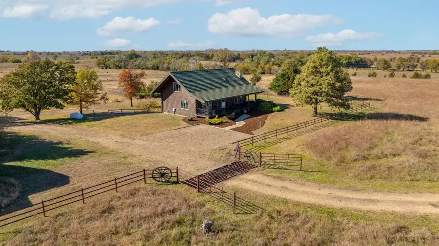 9615 S Rock Rd, Valley Center, KS 67147 - Image #3